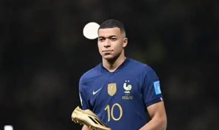 西甲皇马客战赫罗纳，姆巴佩进球被吹引裁判专家解读