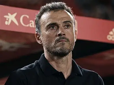 巴黎圣日耳曼积极推进与恩里克续约，新援德罗静候首秀