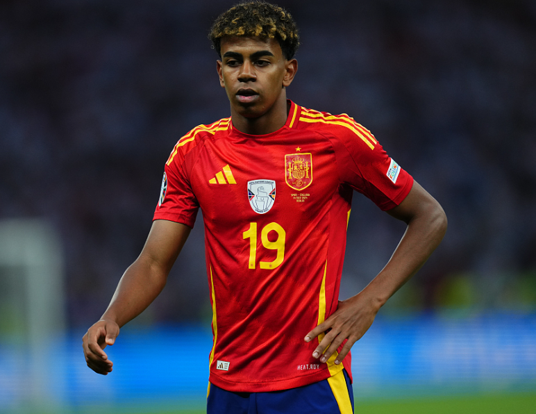 <a href='/news/tag/258.html' style='color: blue;'>巴萨</a>欧冠赛后恢复训练，<a href='/news/tag/1129363.html' style='color: blue;'>亚马尔</a>情况受关注