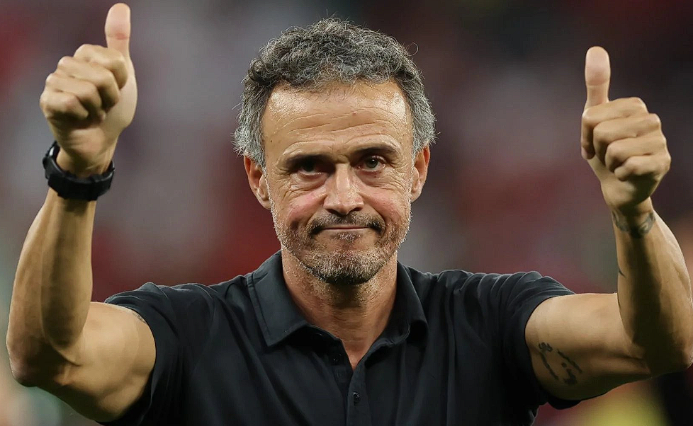 菲戈谈皇马欧冠征程：战术、帅位与关键球员的多维剖析