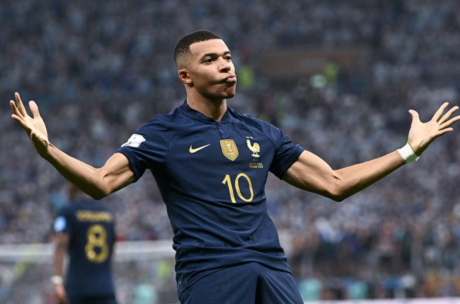 欧冠烽火：皇马折戟，姆巴佩破门与欧冠70球效率之析