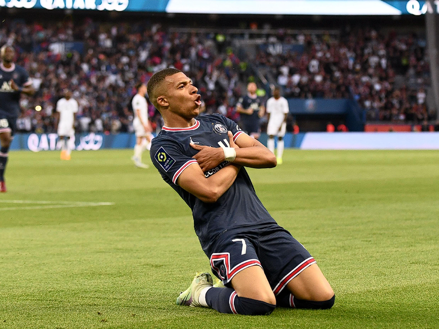 欧冠烽火：皇马折戟，姆巴佩破门与欧冠70球效率之析